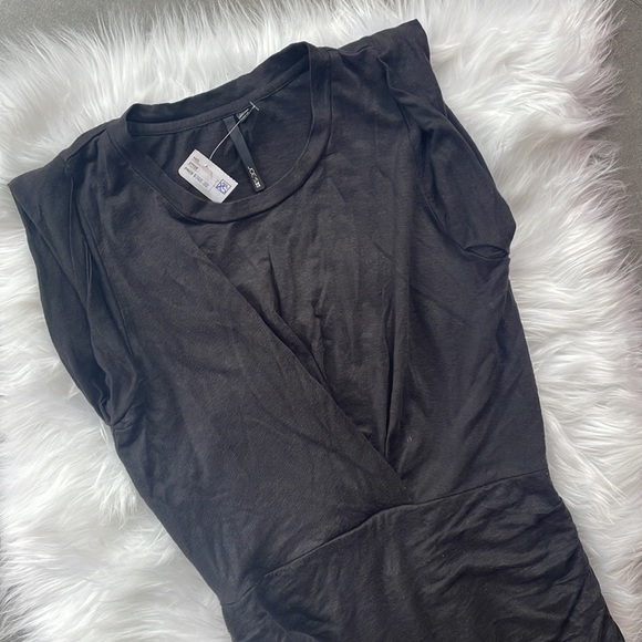 NWT JOE’S T-Shirt Dress Charcoal Grey Ruched Sides Super Stretch XS - Picture 3 of 4